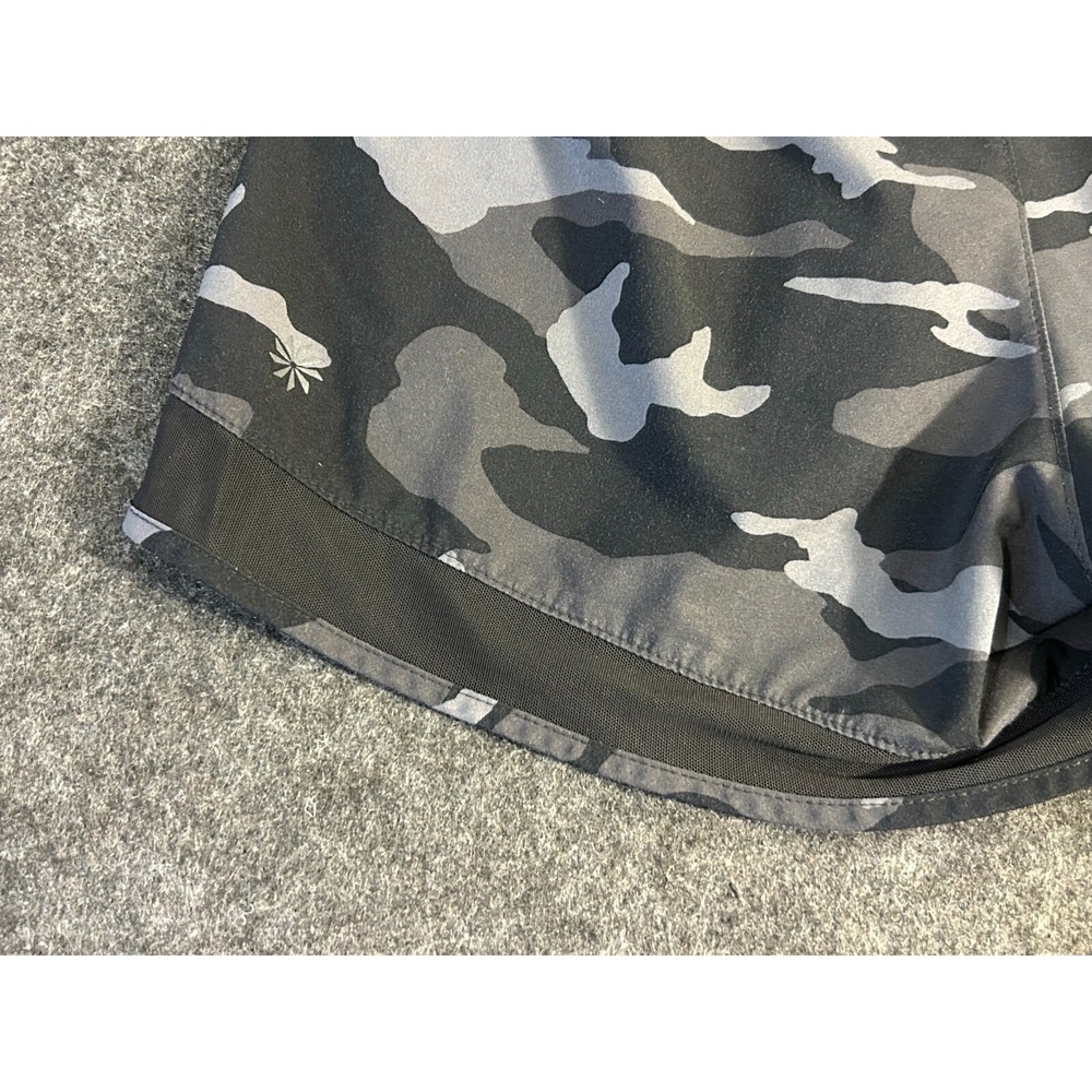 Athleta Black and Gray Camo‎ Breathable Mesh Racer Run Short 4" Size XXSmall - Picture 9 of 9